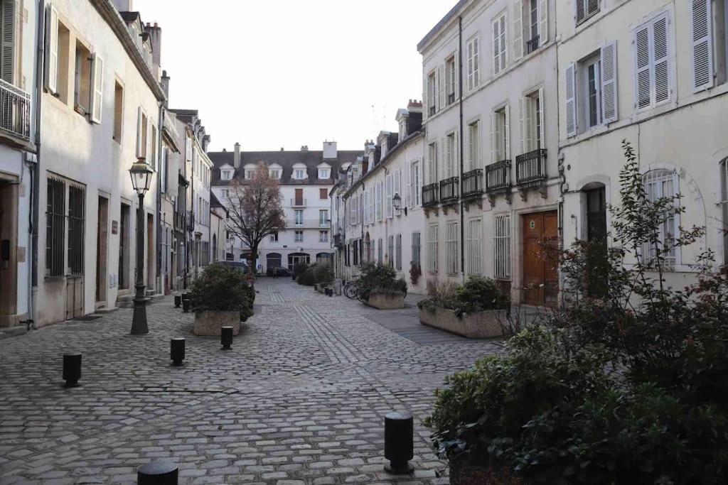 L' Alcove- Confort Charme Downtown Apartment Dijon Exterior foto